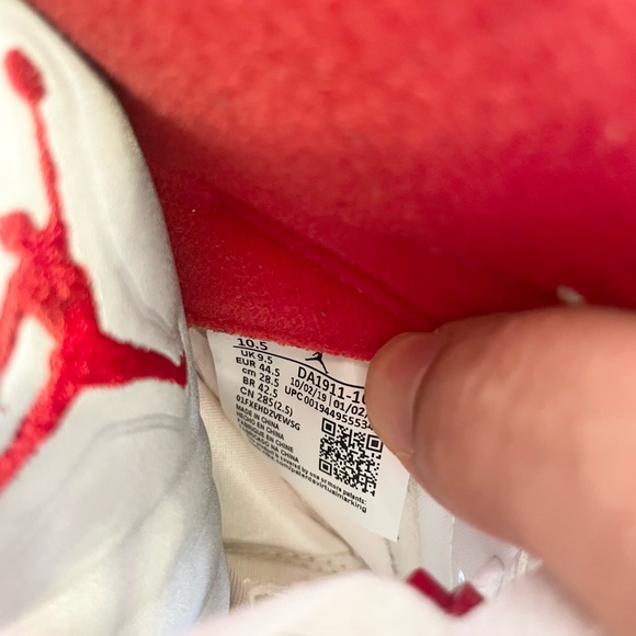 SOLD ❌ Jordan 5 Retro Fire Red size 10.5 DA1911-102 2020 PRE-OWNED - Picture 9 of 9